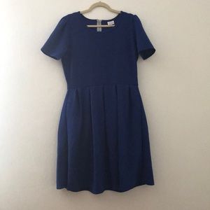 LuLaRoe Amelia royal blue embossed roses 2XL EUC